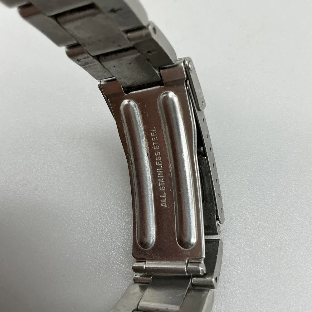 Victorinox Swiss Army Officers Mens Watch 40mm White Dial Date New Battery 7